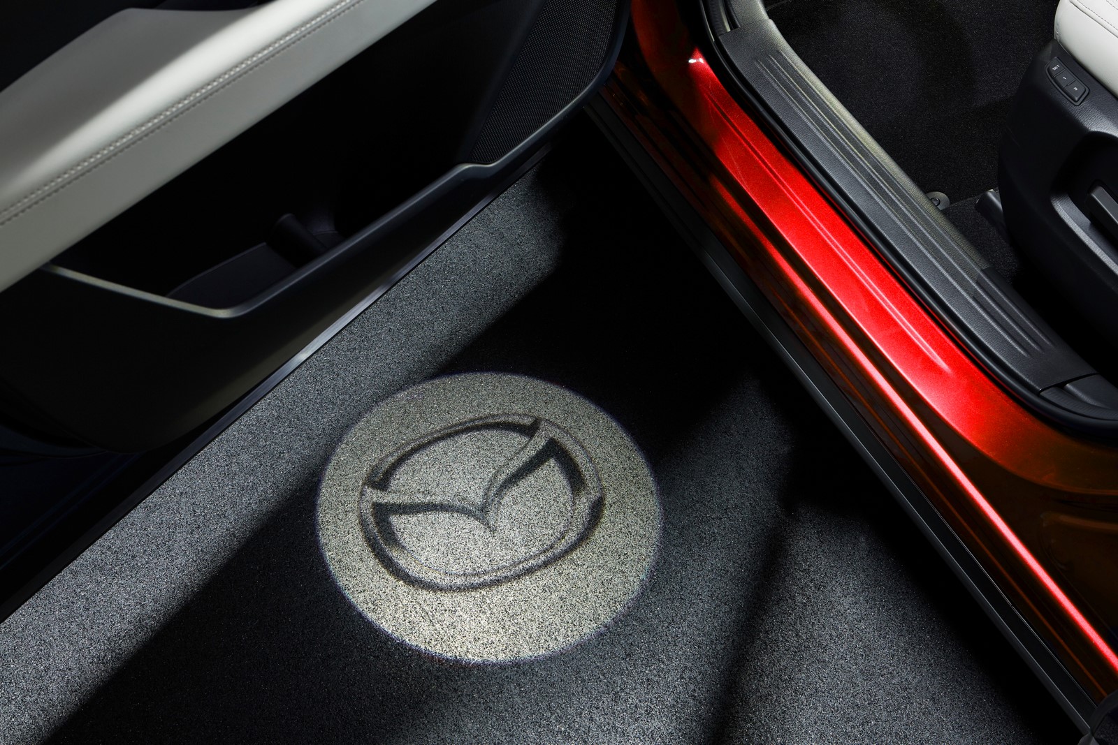 Mazda Tür-Projektor Mazda-Logo CX-5 2017