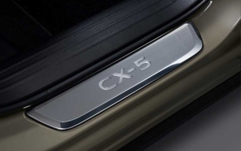 Einstiegsblenden beleuchtet Mazda CX-5 (ab 2022)