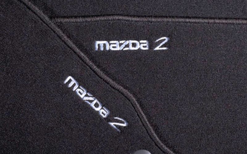 Mazda 2 Textilfußmattensatz "Luxury" DF73-V0-320B